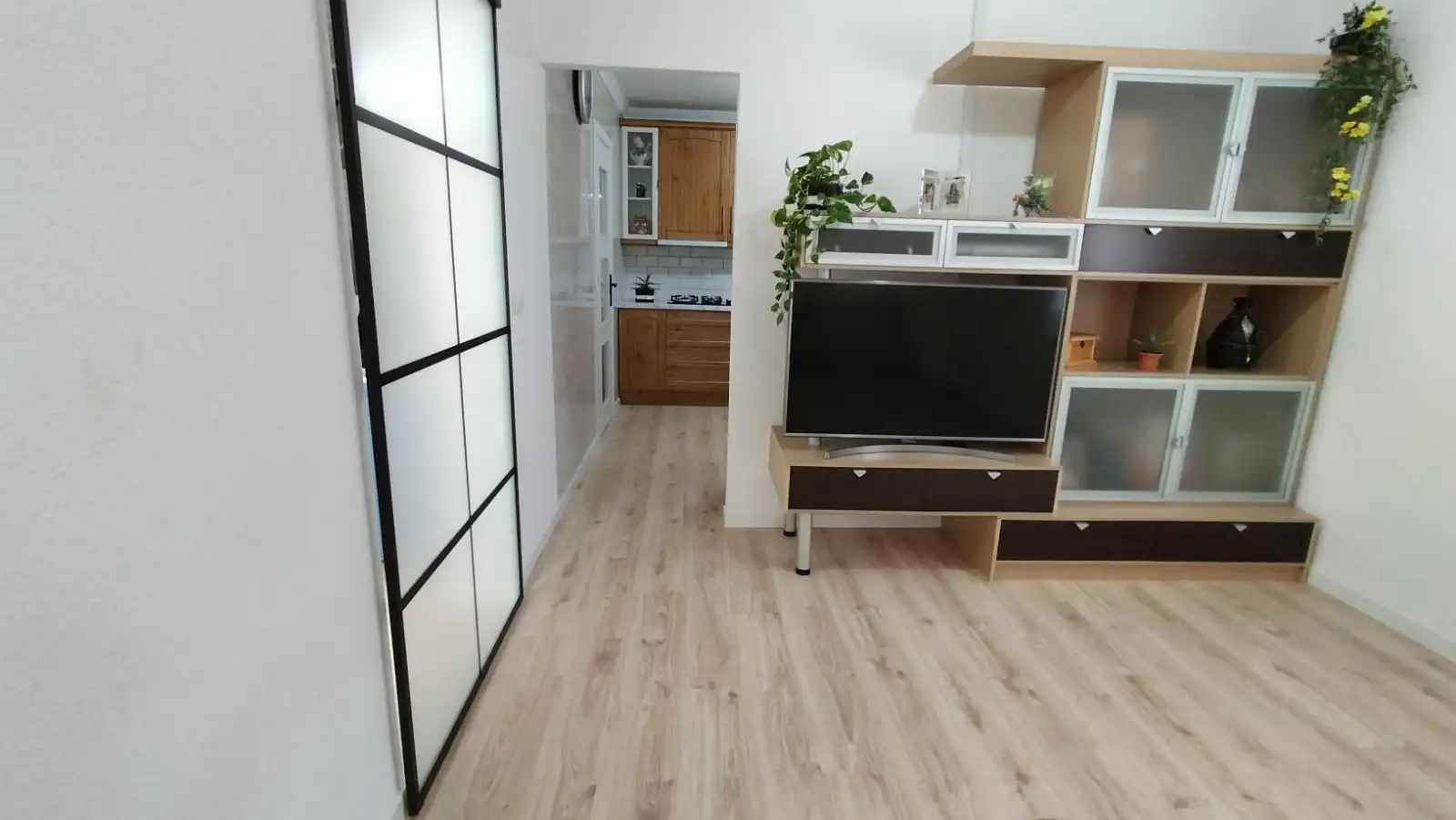 Sala d'estar de Casa adosada en venda en La Zubia amb Balcó