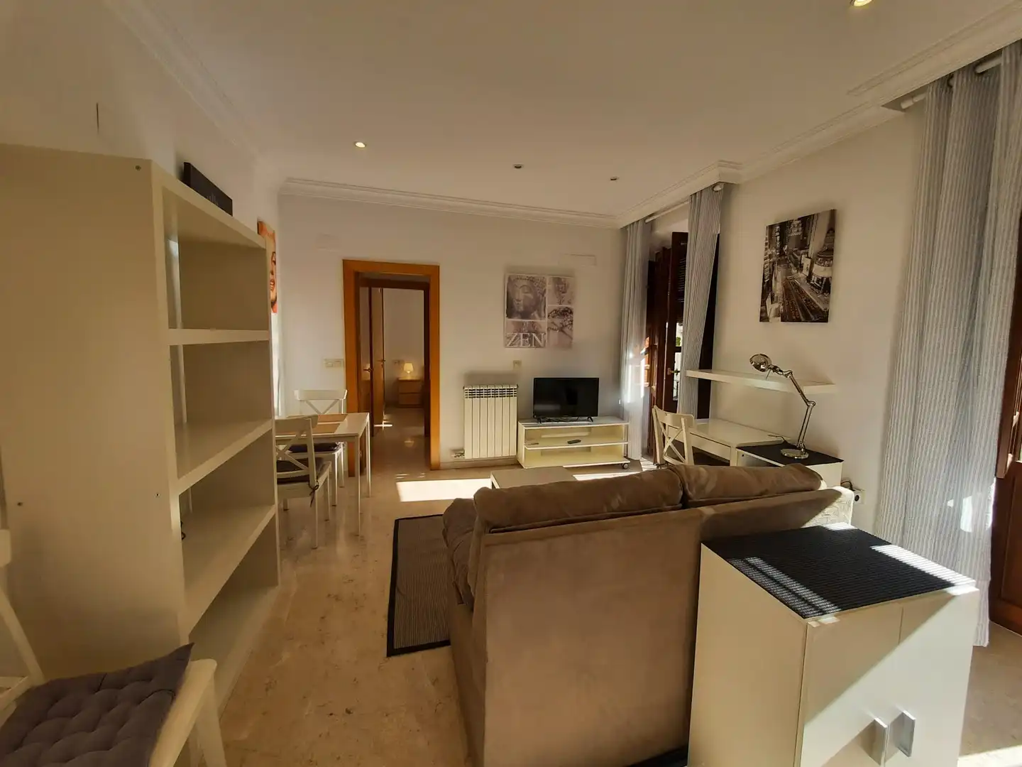Flat with terrace to rent in Calle Santa Escolástica, imagen 22