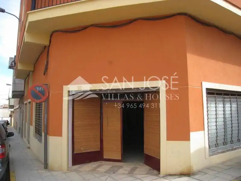 Local comercial en venda a Aspe Centro
