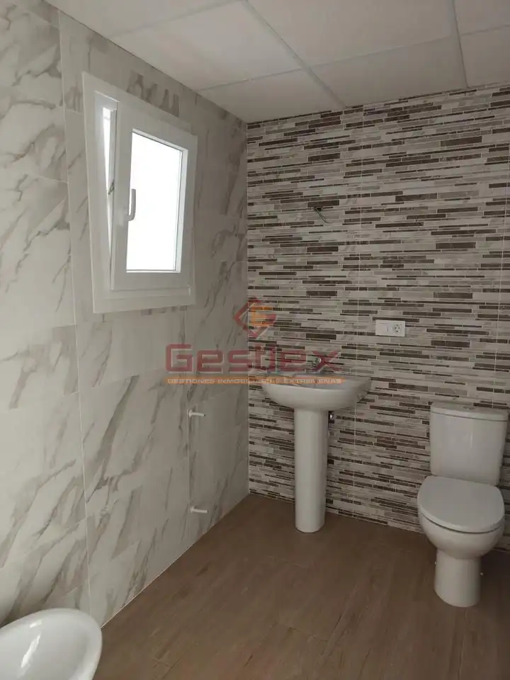 Piso con ascensor en venta en Almendralejo, imagen 4