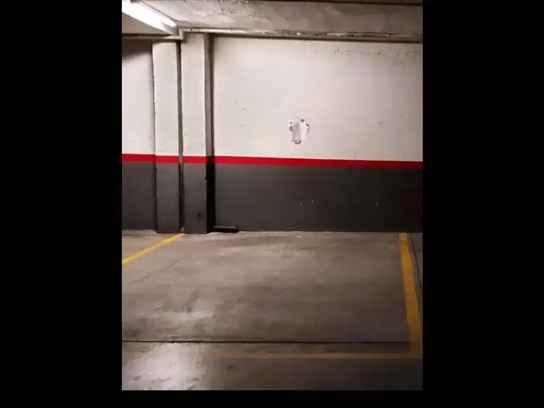 Parkplatz von Garage zum Verkauf in Alcalá de Henares