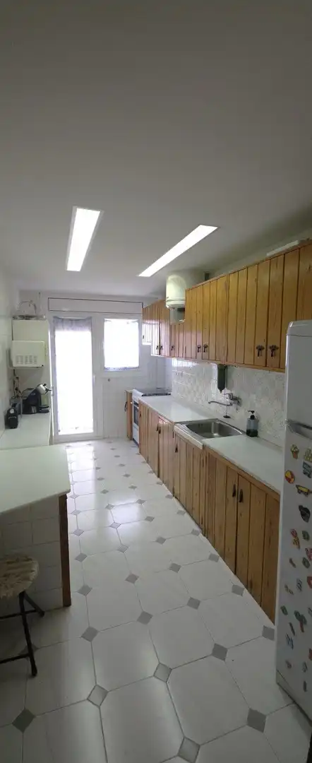 Cocina de Casa o chalet en venta en La Sentiu de Sió con Jardín privado, Terraza y Piscina