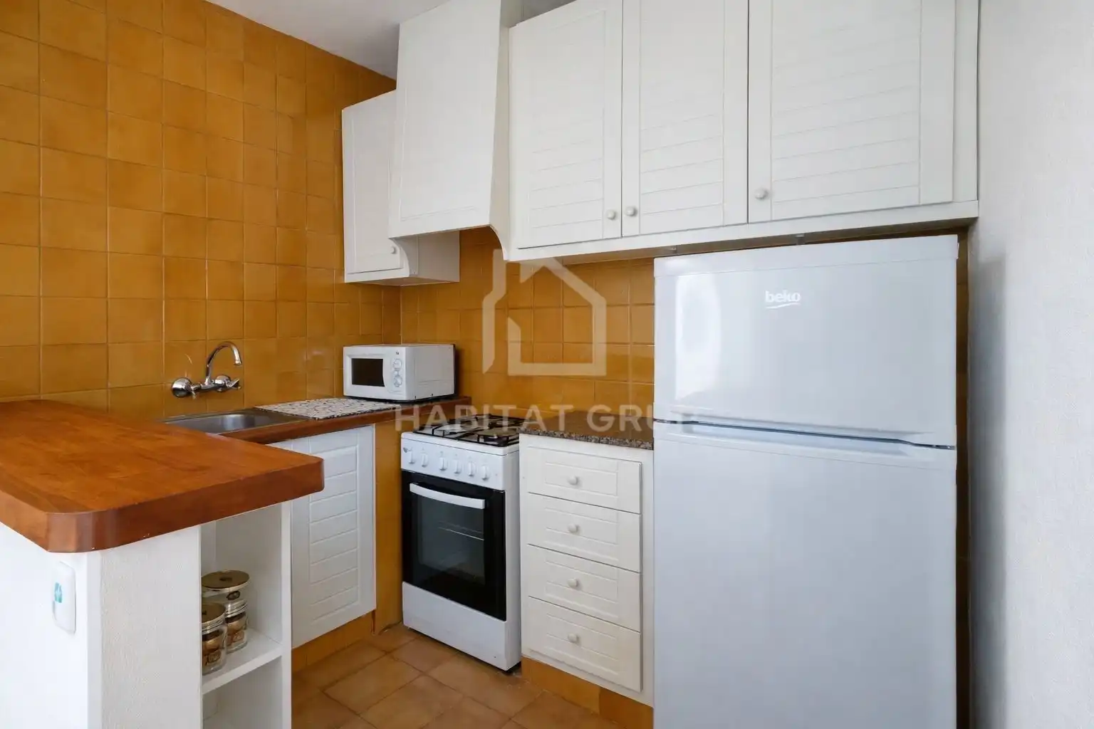 Cocina de Piso en venta en Alaior con Terraza y Piscina comunitaria
