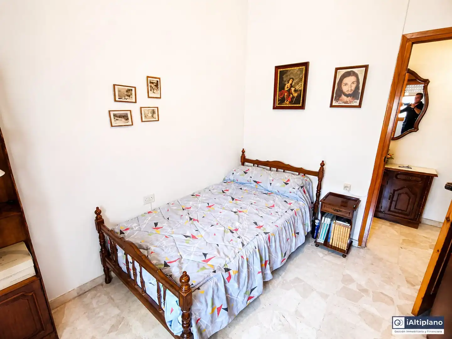 Bedroom of Flat for sale in Caniles  with Terrace and Furnished