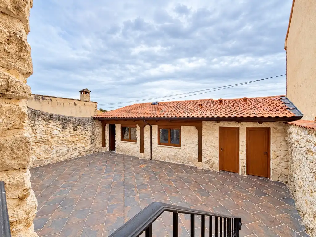 Exterior view of Buildings for sale in Fuentidueña, Segovia