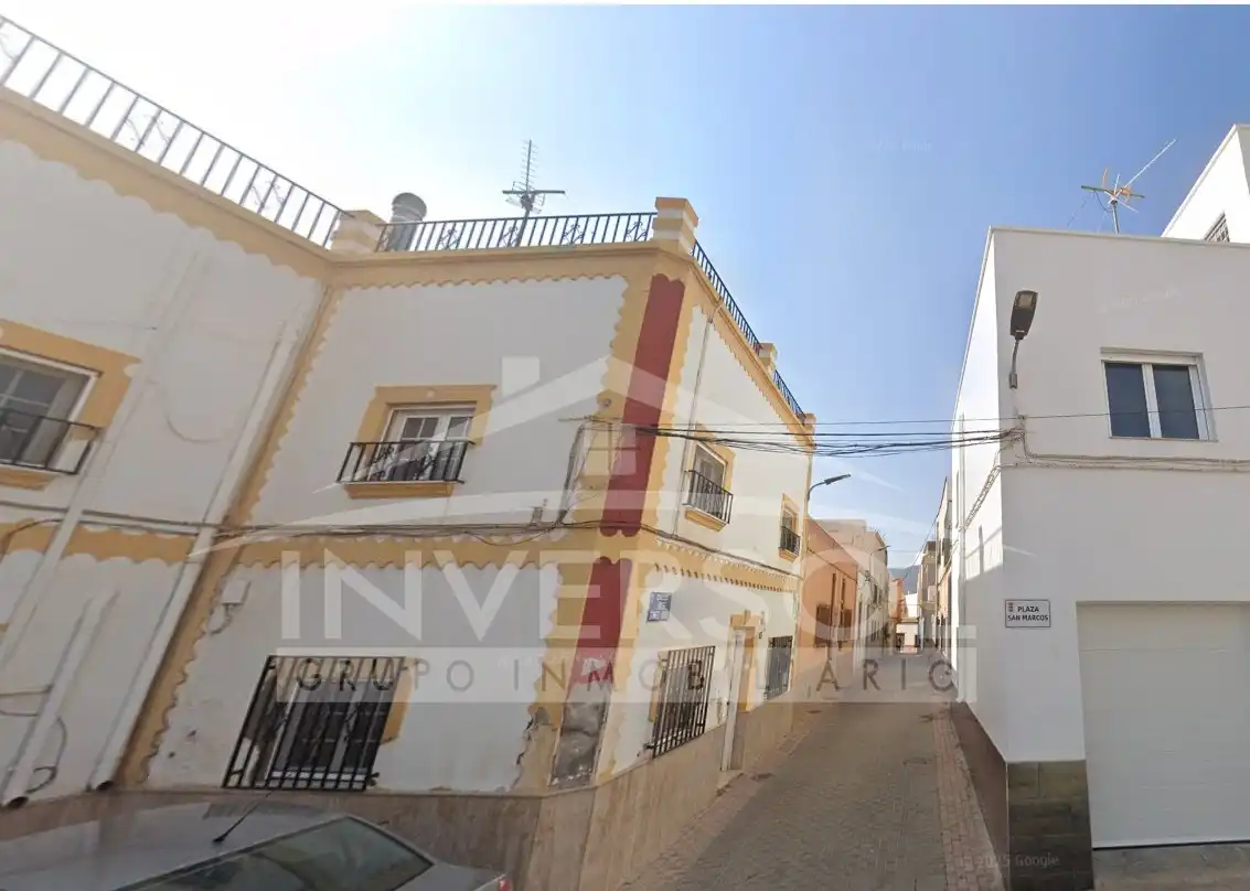 Haus zum Verkauf in Calle Jose Gomez Abad