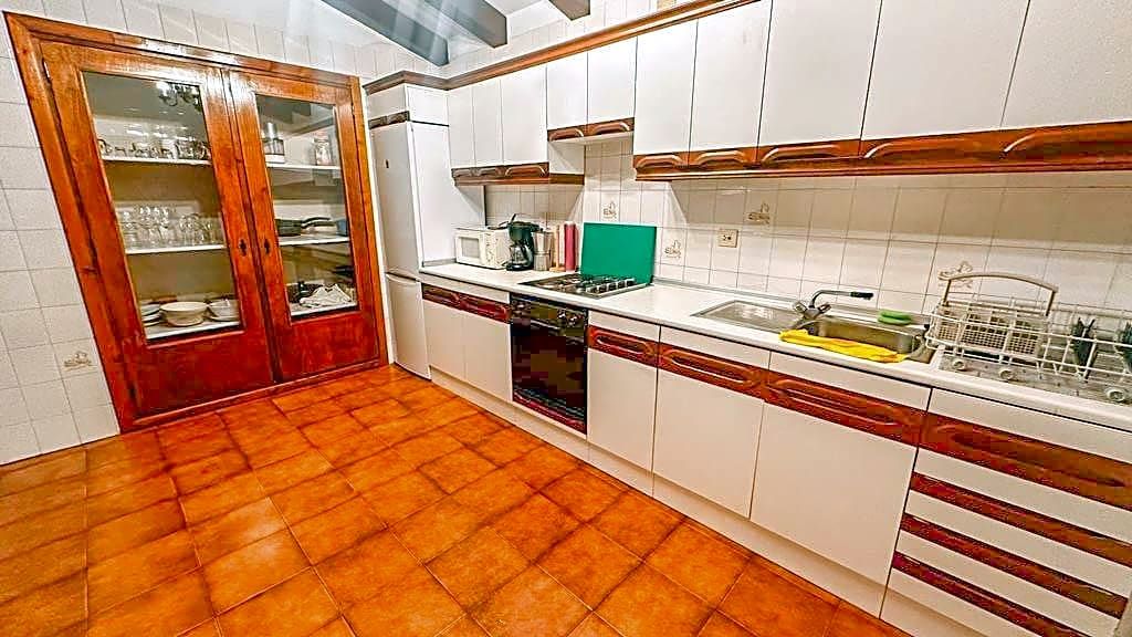 Cocina de Local en venta en  Logroño con Aire acondicionado