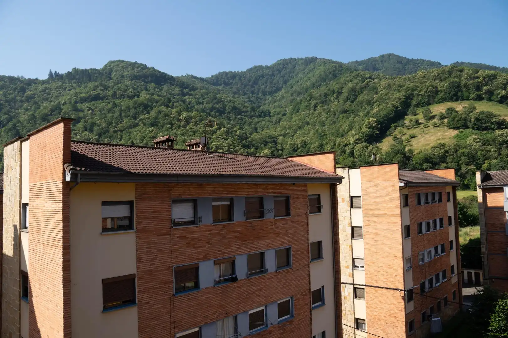 Exterior view of Flat for sale in Aller  with Heating and Furnished