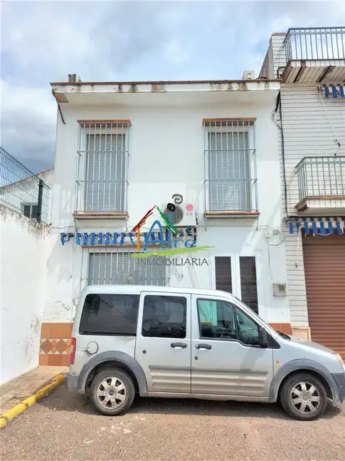 Adossat en venda a San Pedro
