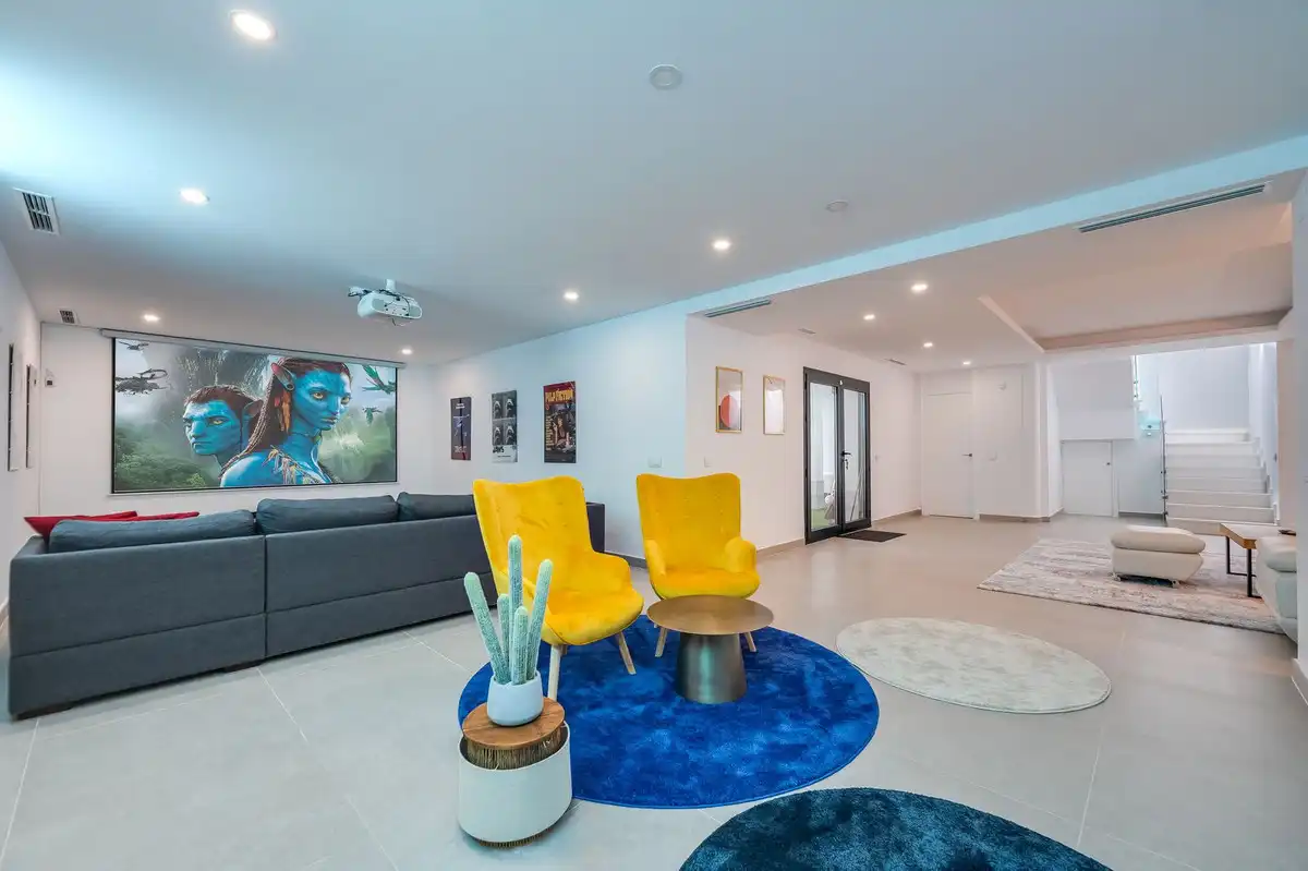 Chalet con jardín en venta en Avenida Pablo Ruiz Picasso 11, imagen 5