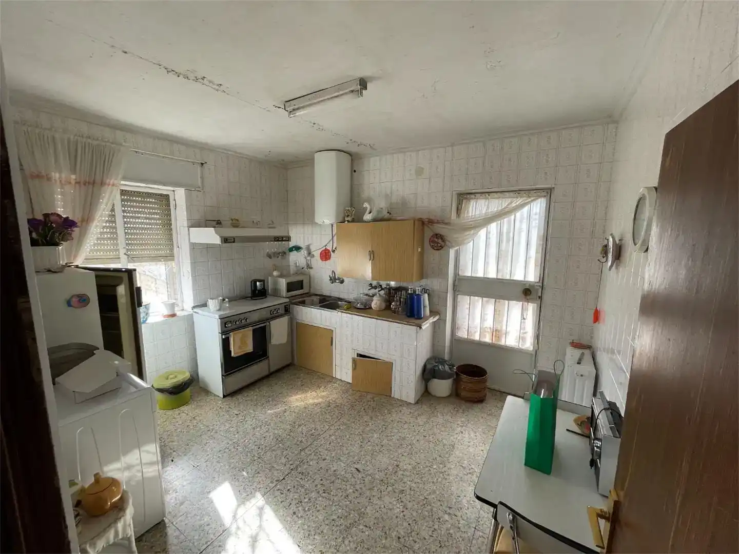 Cuina de Casa o xalet en venda en Castronuevo amb Jardí privat, Traster i Balcó