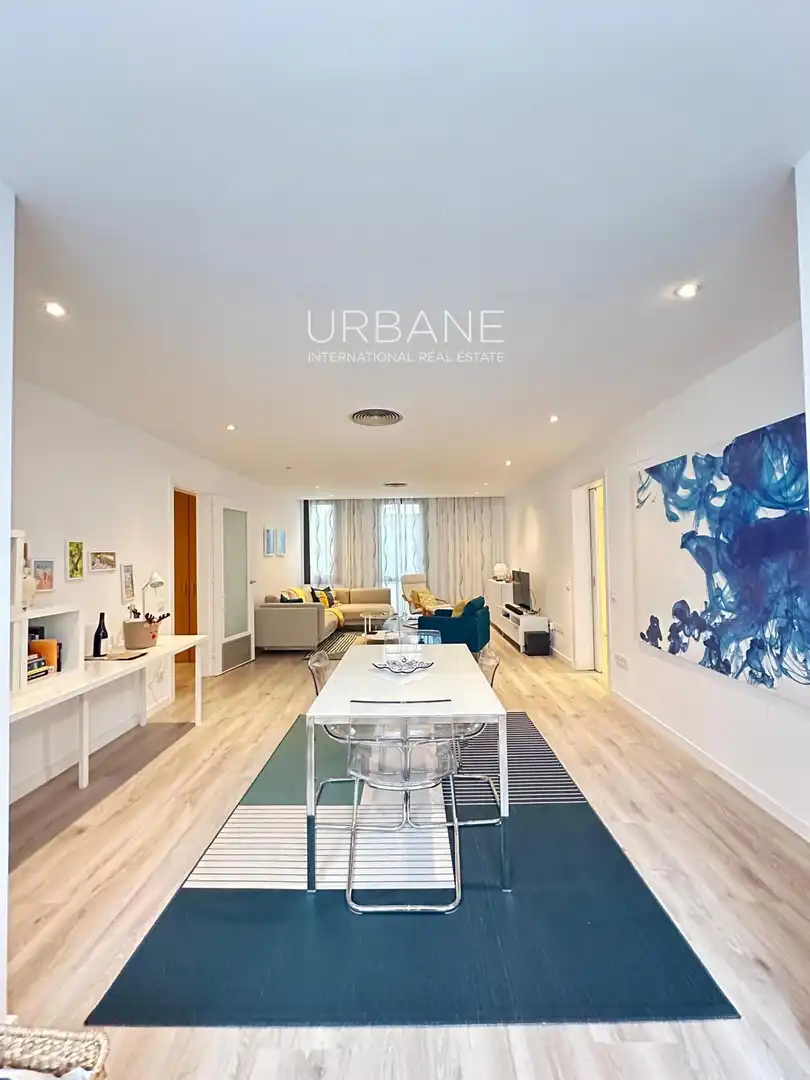Piso con ascensor en venta en de la Pau, imagen 2