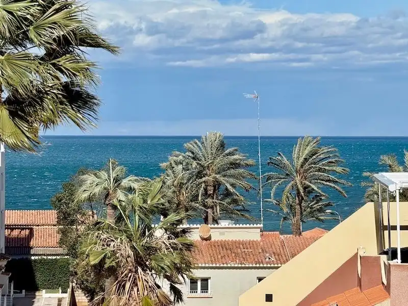 Vista exterior de Ático en venta en Dénia con Aire acondicionado, Calefacción y Terraza
