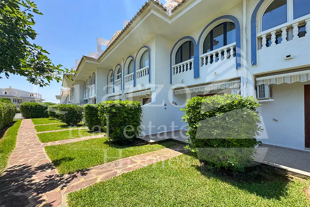 Vista exterior de Apartamento en venta en Dénia con Aire acondicionado, Calefacción y Terraza