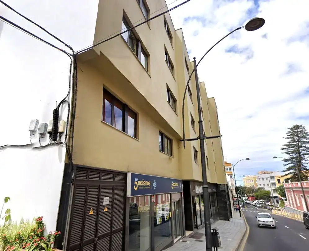 Vista exterior de Pis en venda en La Orotava