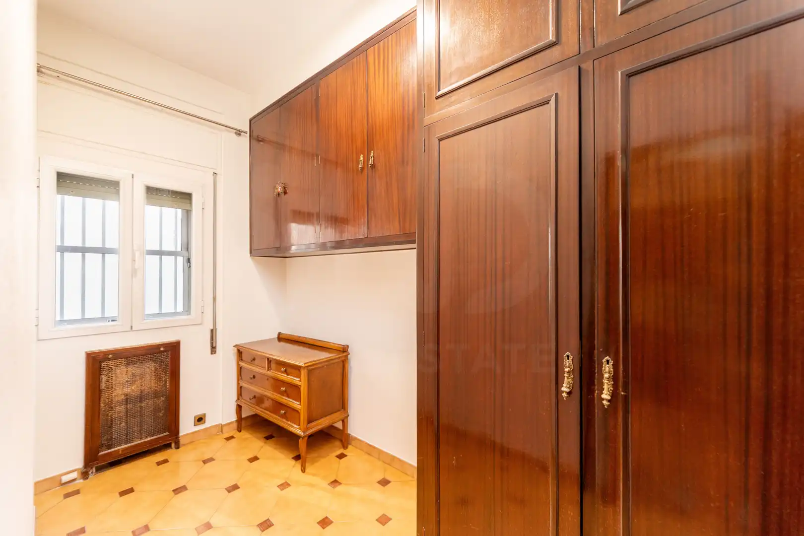 Dormitori de Pis en venda en Madrid amb Calefacció i Terrassa