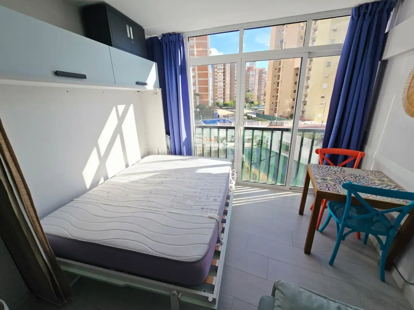 Habitación de Estudio en venta en Benidorm con Aire acondicionado, Calefacción y Piscina comunitaria