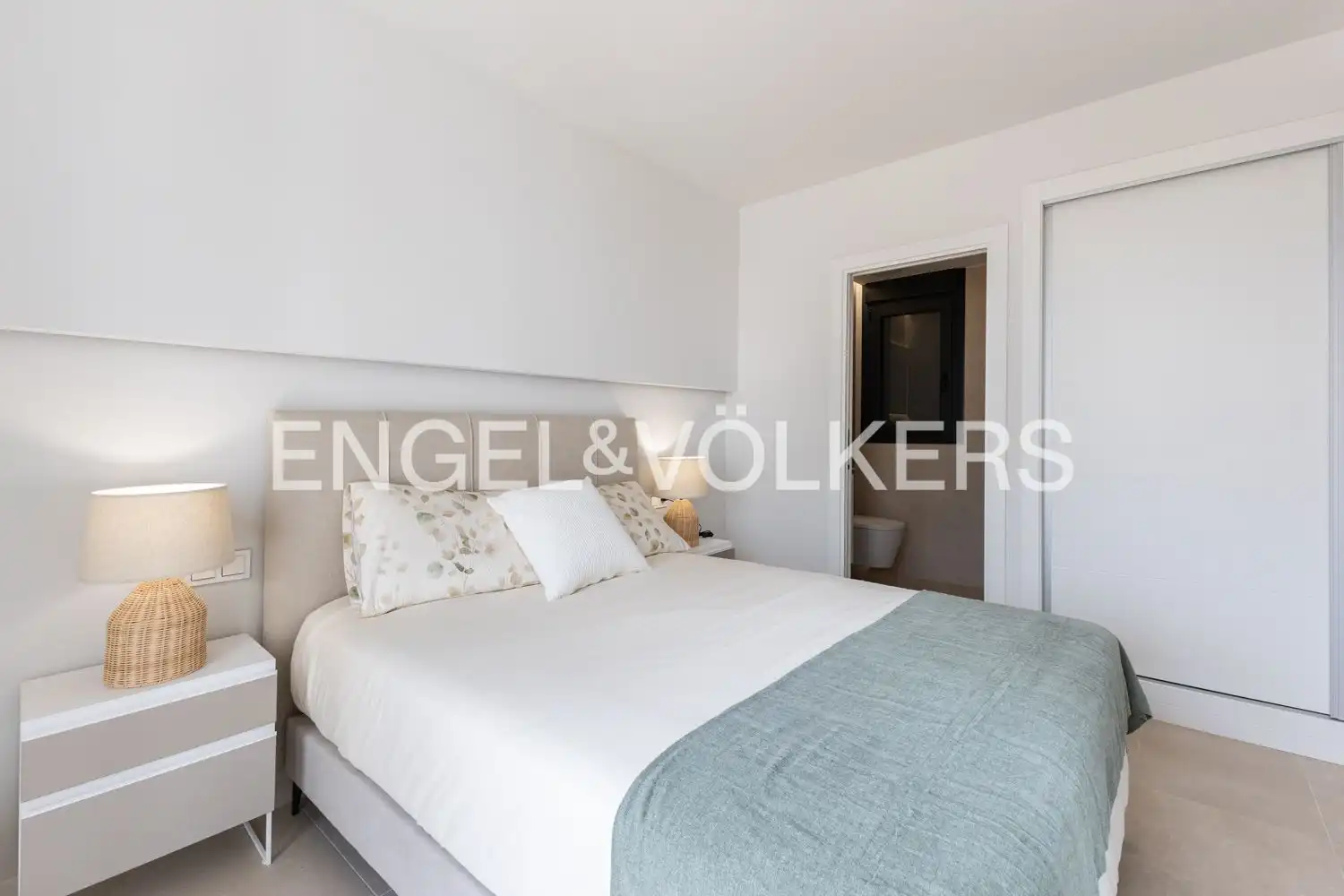 Bedroom of Attic for sale in Dénia  with Air Conditioner, Heating and Terrace