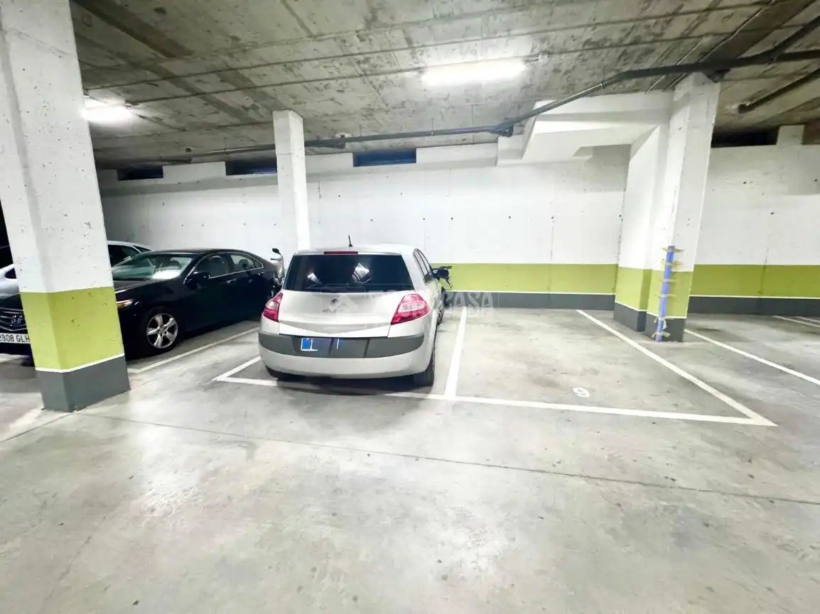 Parking of Flat for sale in Córdoba  with Air Conditioner, Heating and Terrace