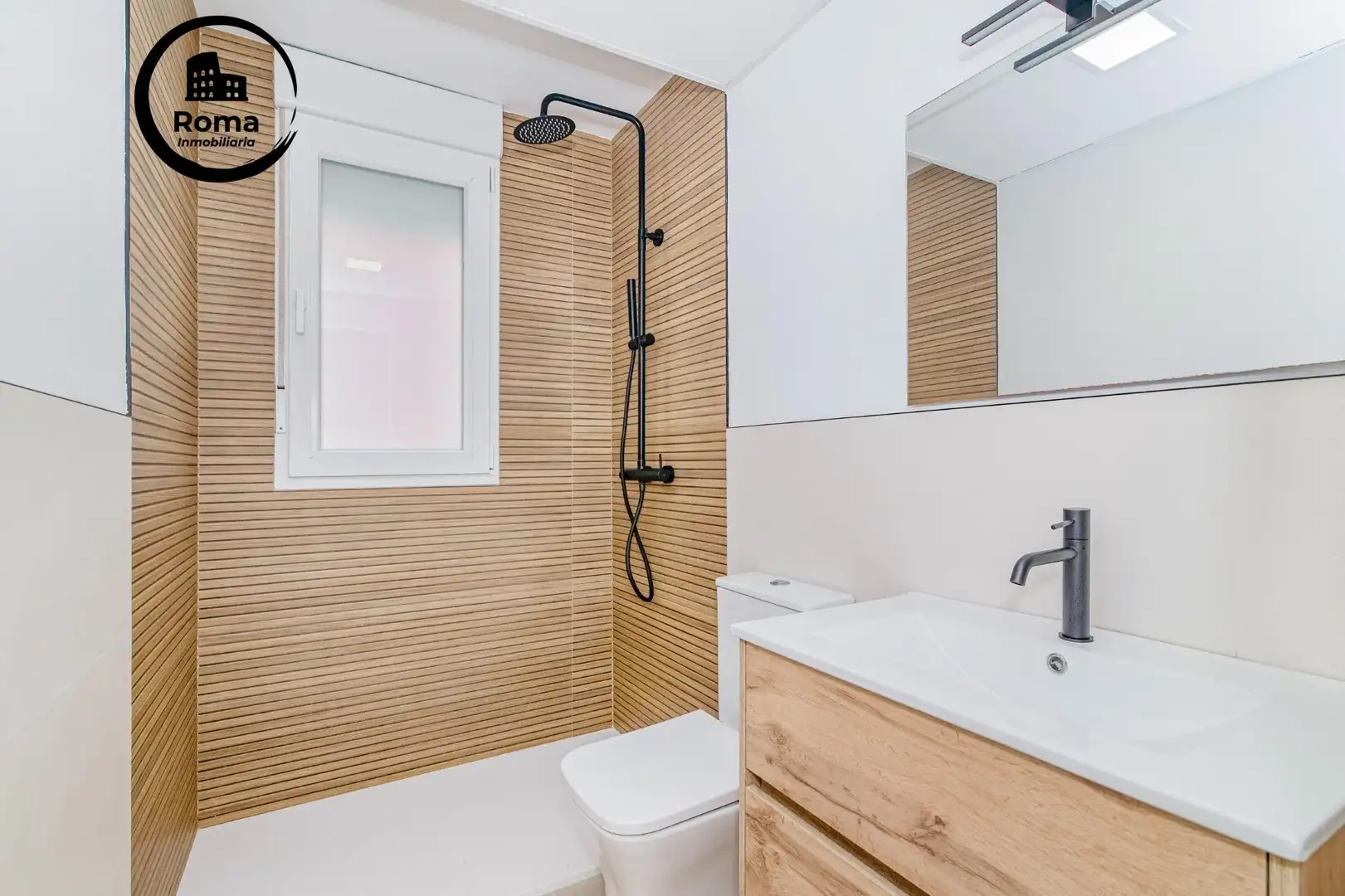 Bathroom of Flat for sale in Atarfe