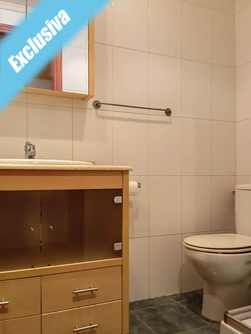 Bany de Pis en venda en Ampuero amb Calefacció, Parquet i Terrassa