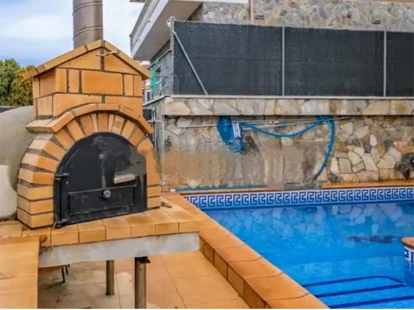 Piscina de Pis de lloguer en Abrera amb Aire condicionat, Jardí privat i Parquet