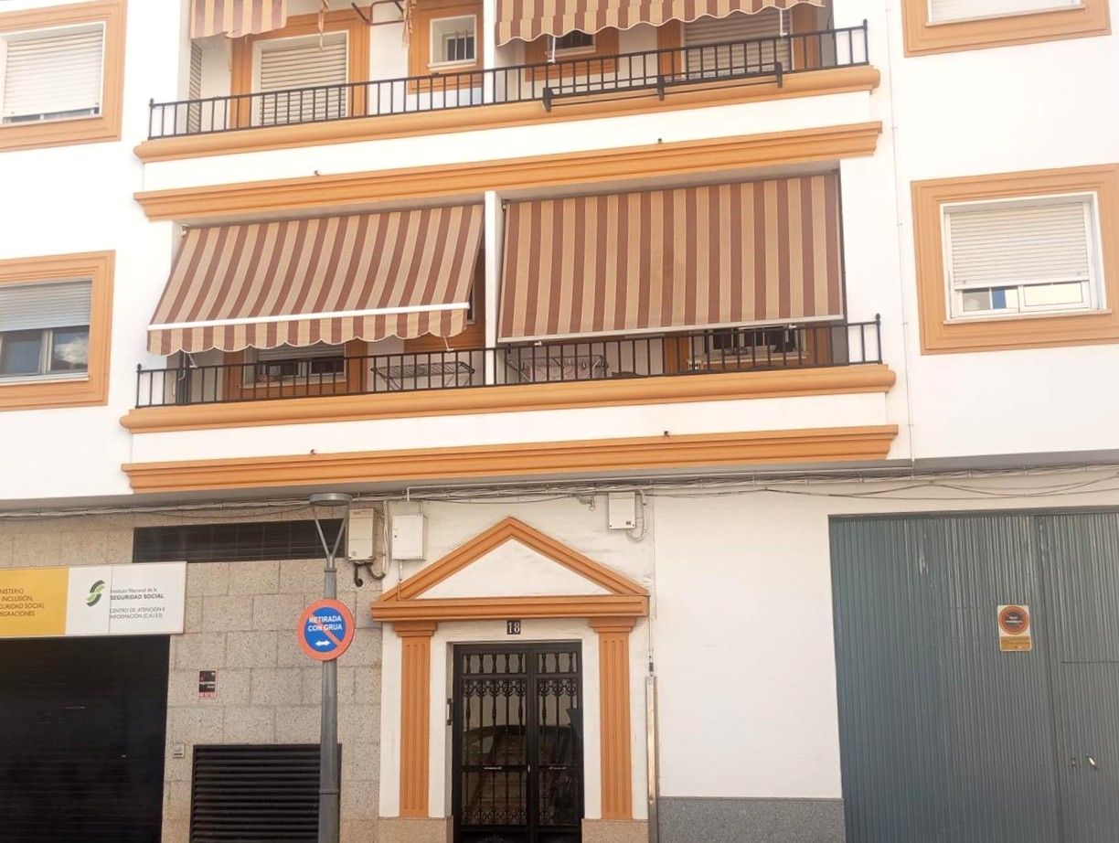Exterior view of Flat for sale in Almendralejo