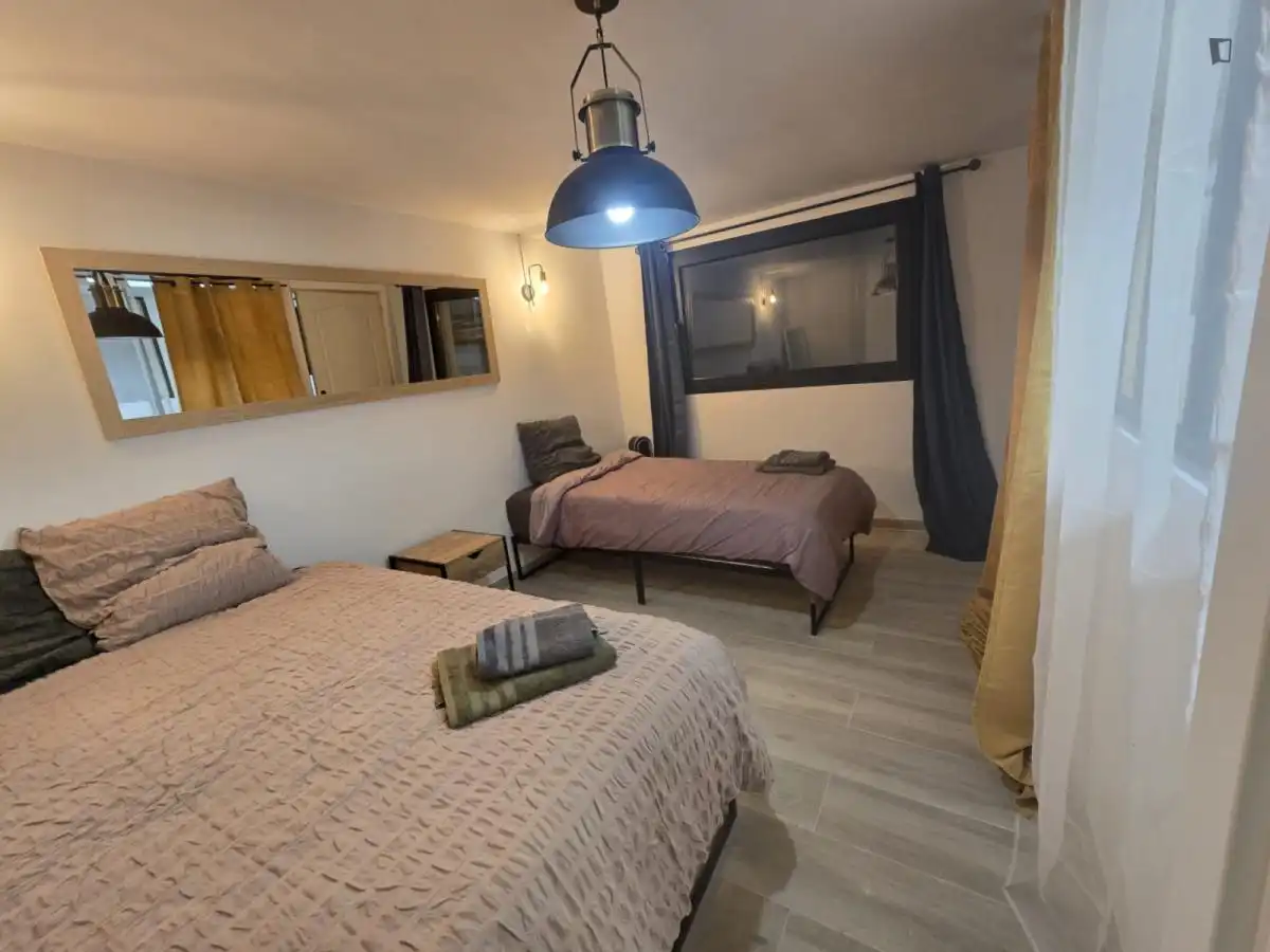 Habitación de Casa o chalet de alquiler en Madrid con Aire acondicionado, Amueblado y Lavadora