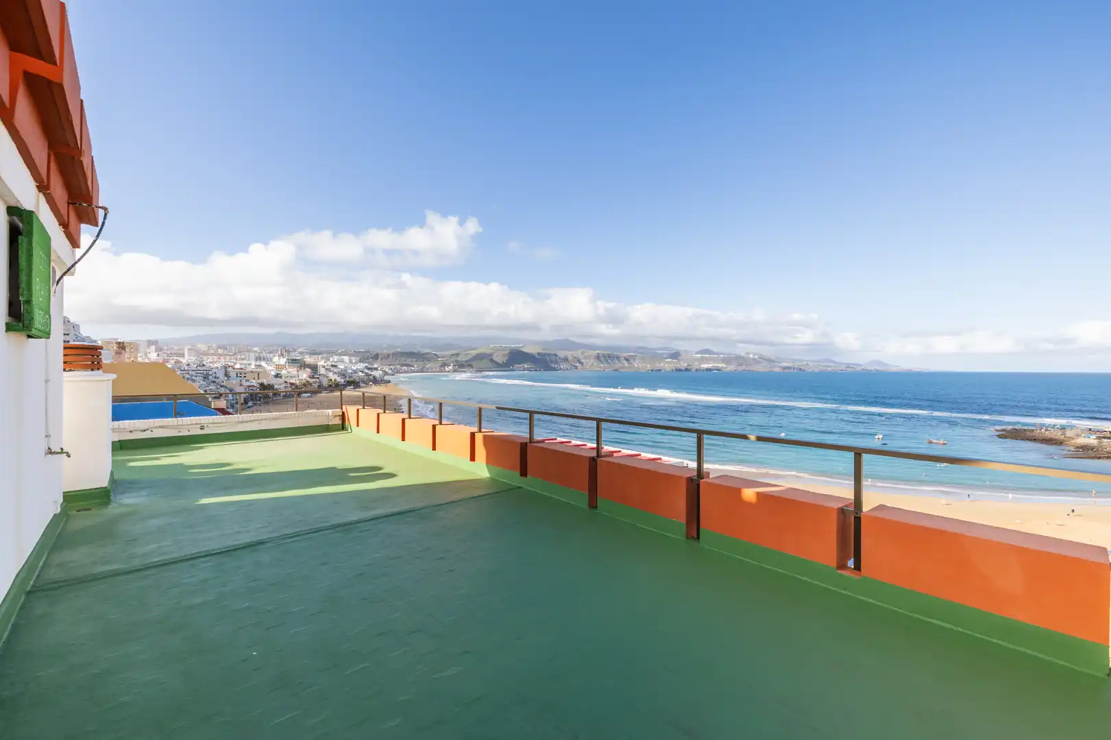 Terrasse von Dachboden zum Verkauf in Las Palmas de Gran Canaria mit Klimaanlage, Terrasse und Möbliert
