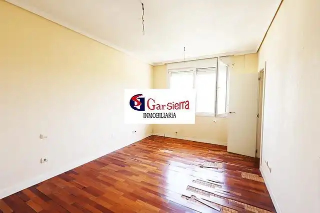 Habitación de Casa o chalet en venta en Madrid con Calefacción, Jardín privado y Terraza