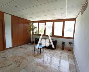 Office to rent in Etxebarri  with Air Conditioner