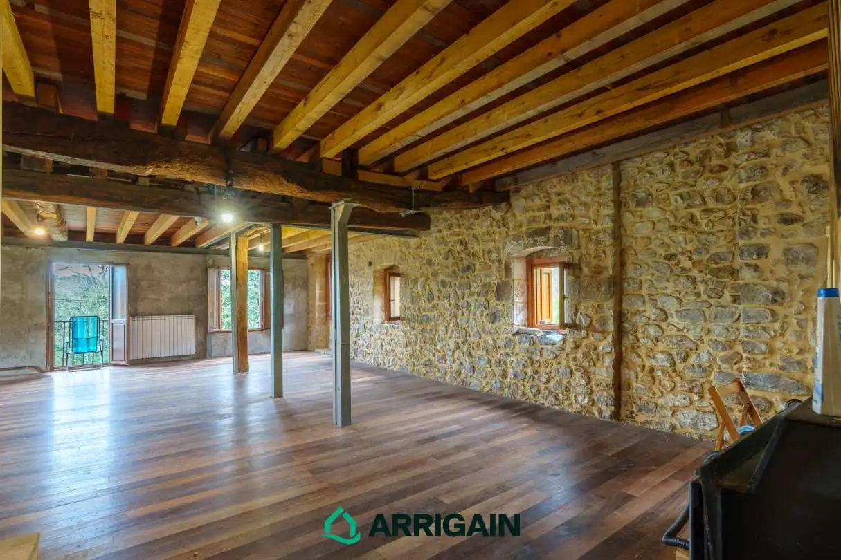 Casa o xalet en venda en Donostia - San Sebastián  amb Calefacció, Jardí privat i Traster