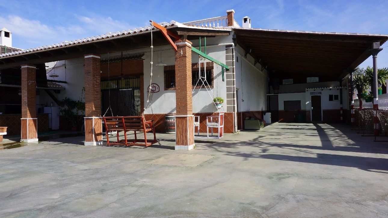 Vista exterior de Finca rústica en venda en Motril amb Terrassa, Piscina i Moblat