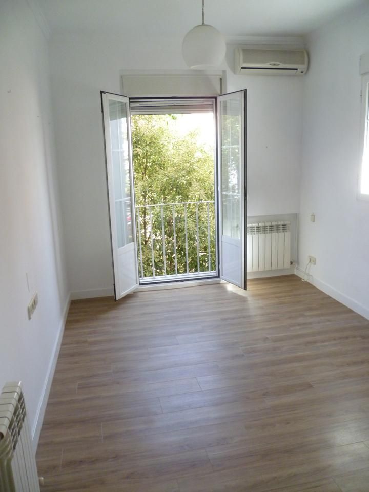 Pis de lloguer a Sierra Del Cadí, Palomeras Bajas