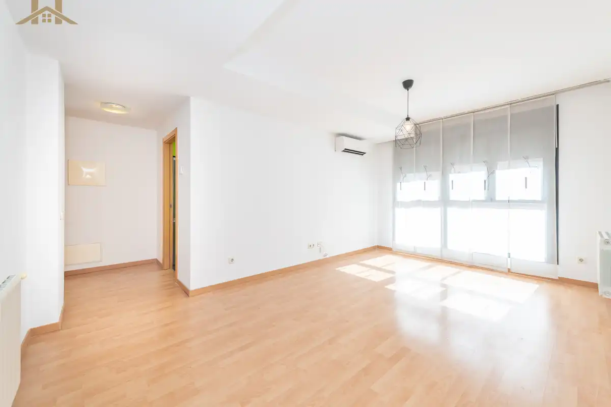 Living room of Flat for sale in Pinto  with Air Conditioner, Heating and Storage room