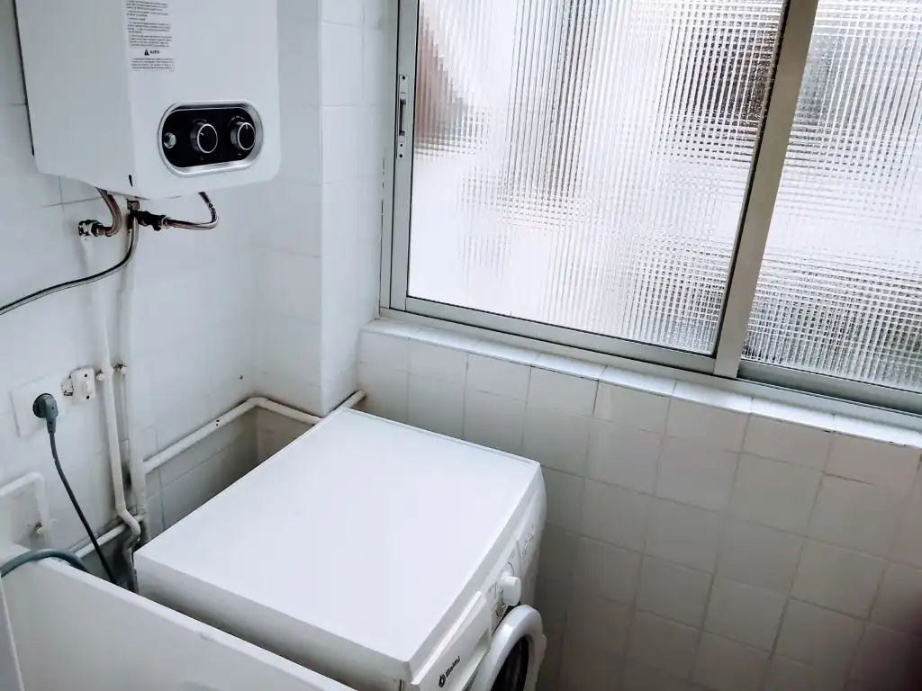Baño de Piso de alquiler en Córdoba con Terraza y Amueblado