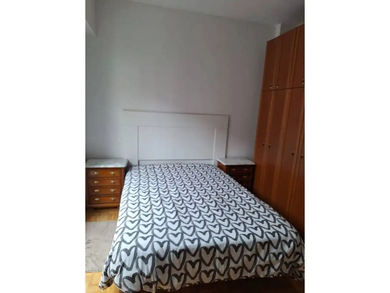 Schlafzimmer von Wohnungen zur Miete in Burgos mit Heizung, Parkett und Terrasse