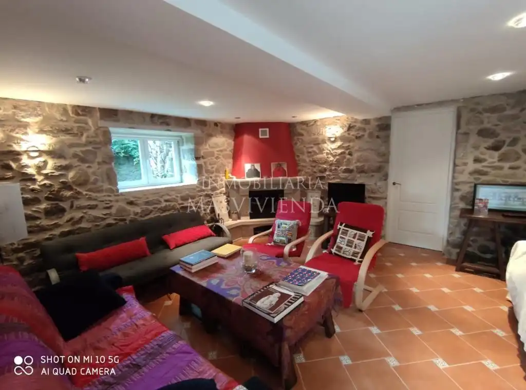 Casa o xalet en venda en Moraña amb Calefacció i Jardí privat