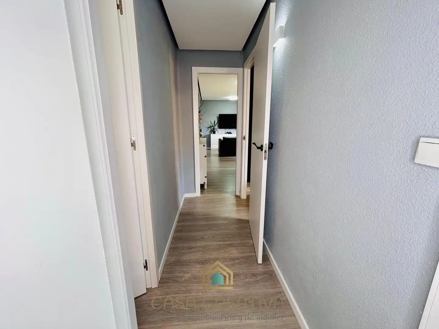 Wohnung zum Verkauf in Gandia mit Privatgarten, Terrasse und Möbliert