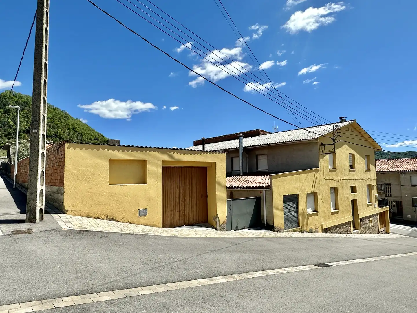Exterior view of Commercial properties for sale in Santa Maria de Besora  with Heating and Terrace