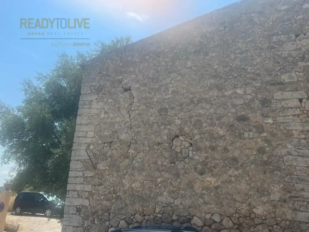 Vista exterior de Finca rústica en venda en Selva amb Jardí privat