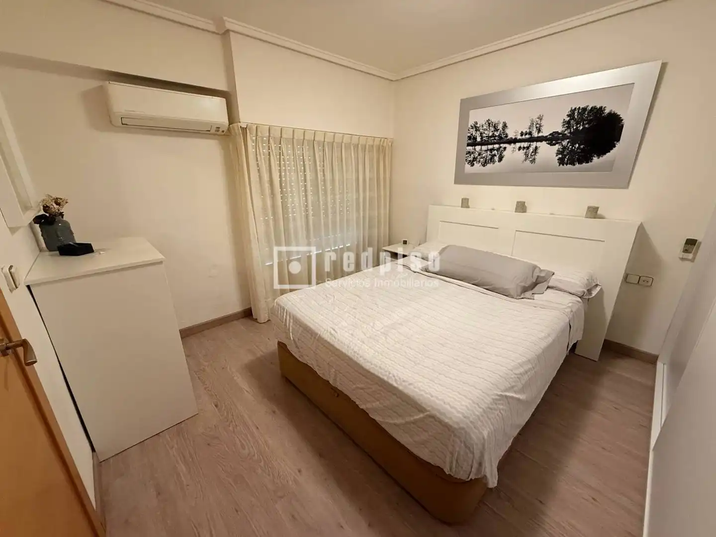 Habitación de Piso en venta en Valencia con Aire acondicionado, Trastero y Amueblado