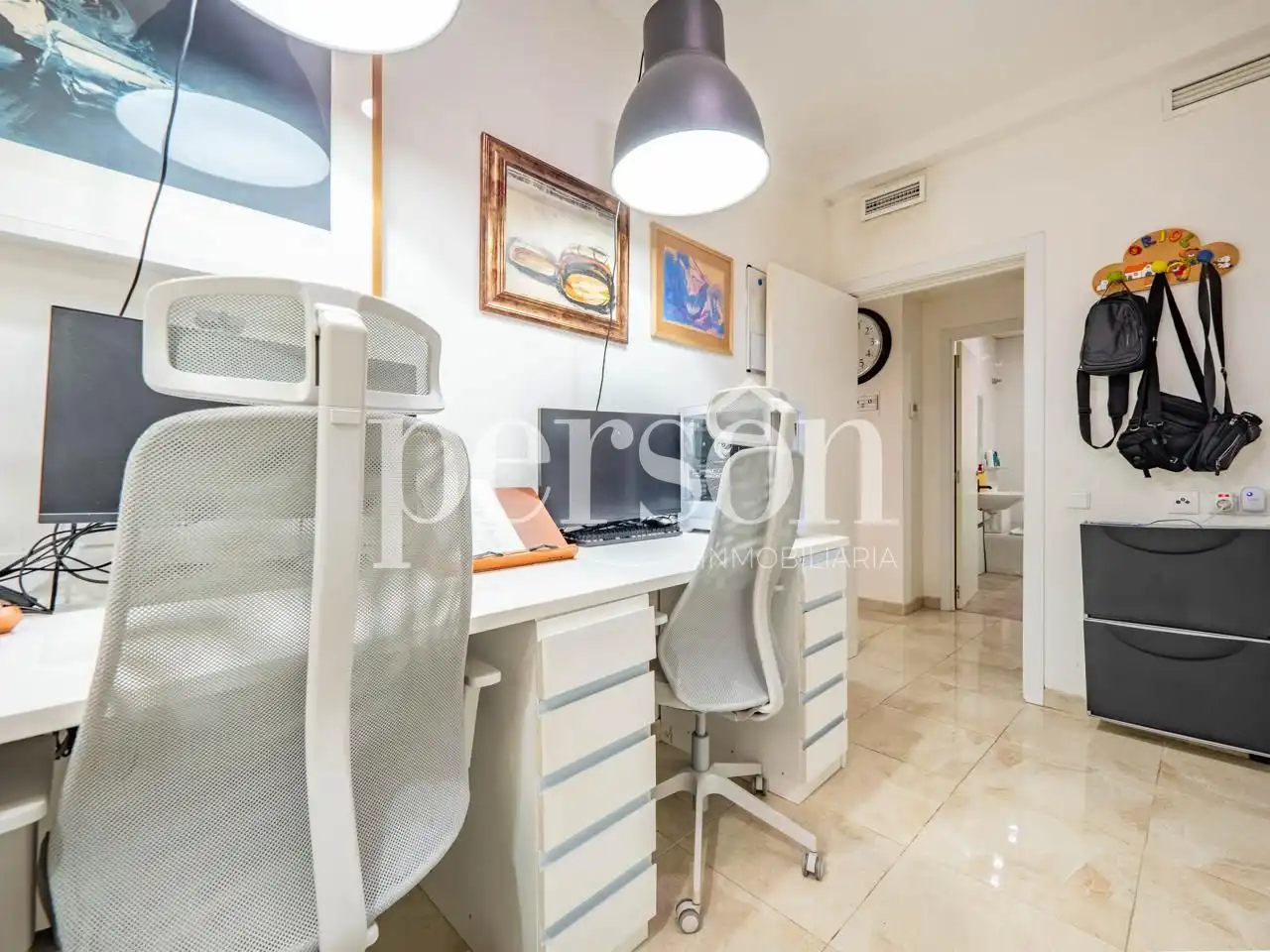 Planta baja en venta en Valencia con Aire acondicionado, Amueblado y Internet