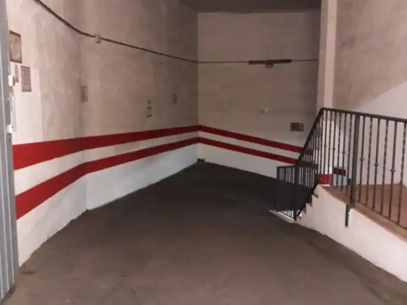Garage zur Miete in Córdoba