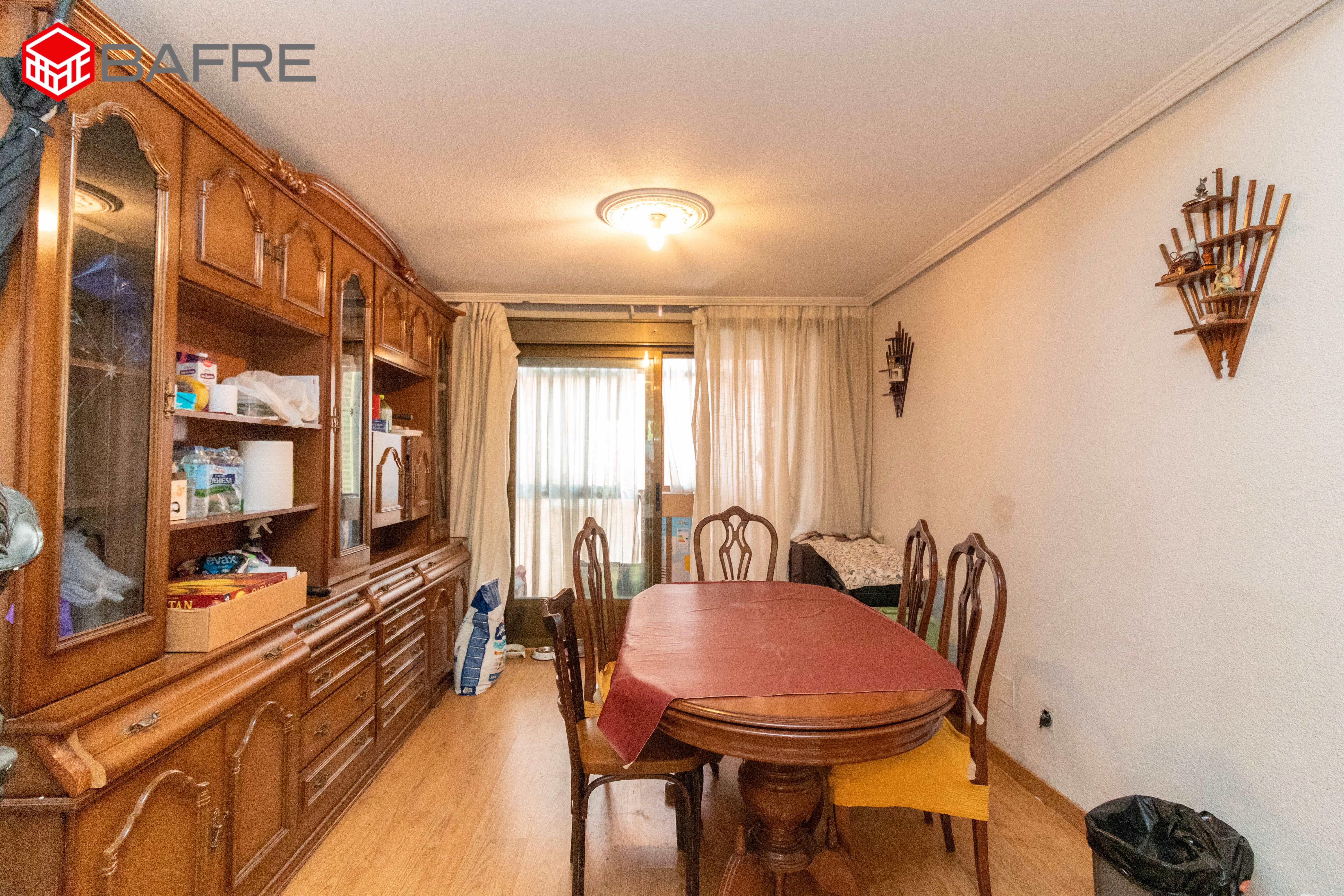 Comedor de Piso en venta en  Madrid Capital con Calefacción