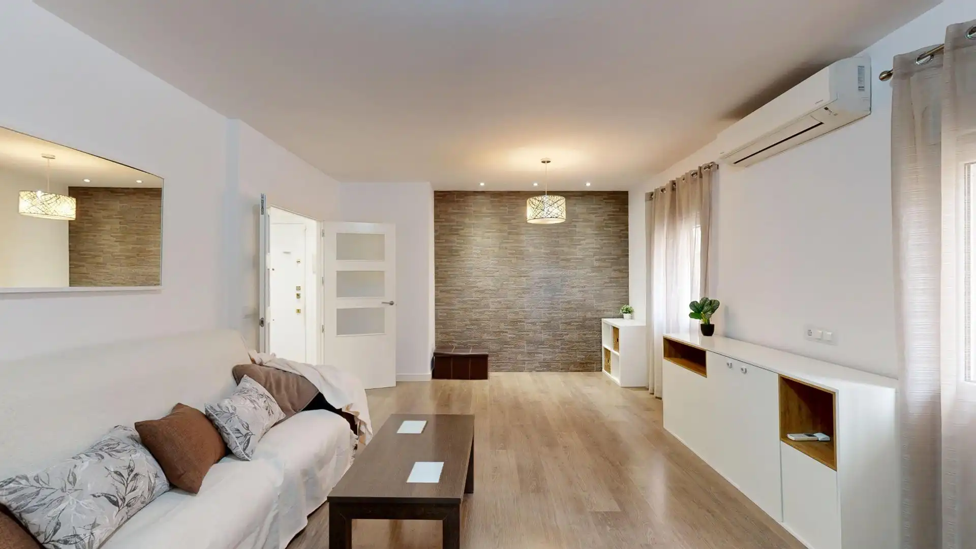 Living room of Flat for sale in Cartagena  with Air Conditioner, Heating and Storage room