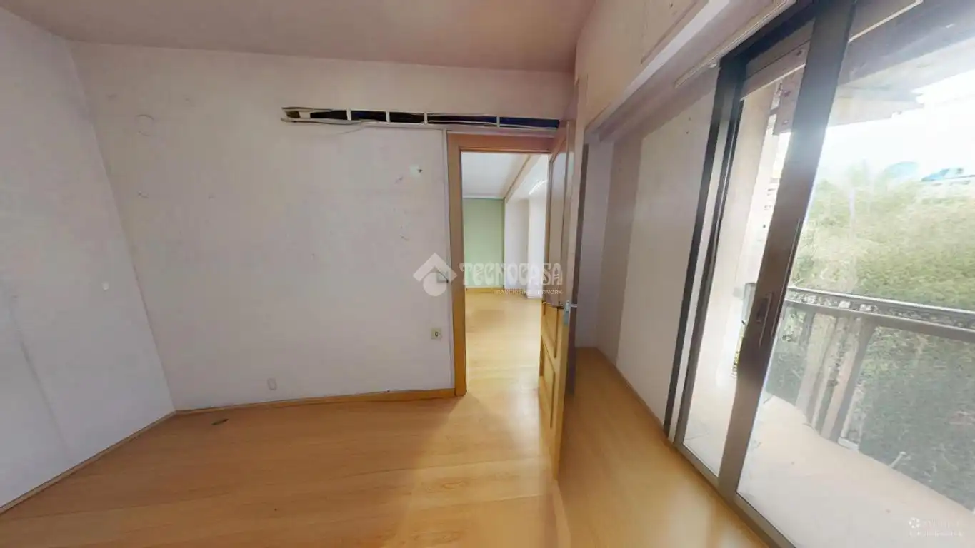 Piso en venta en Valencia con Balcón
