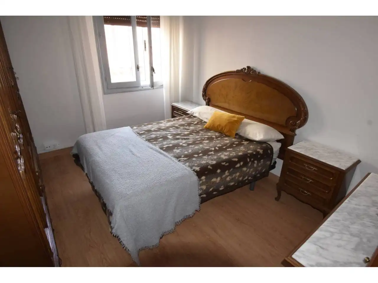 Schlafzimmer von Wohnung zur Miete in León Capital  mit Heizung, Parkett und Möbliert