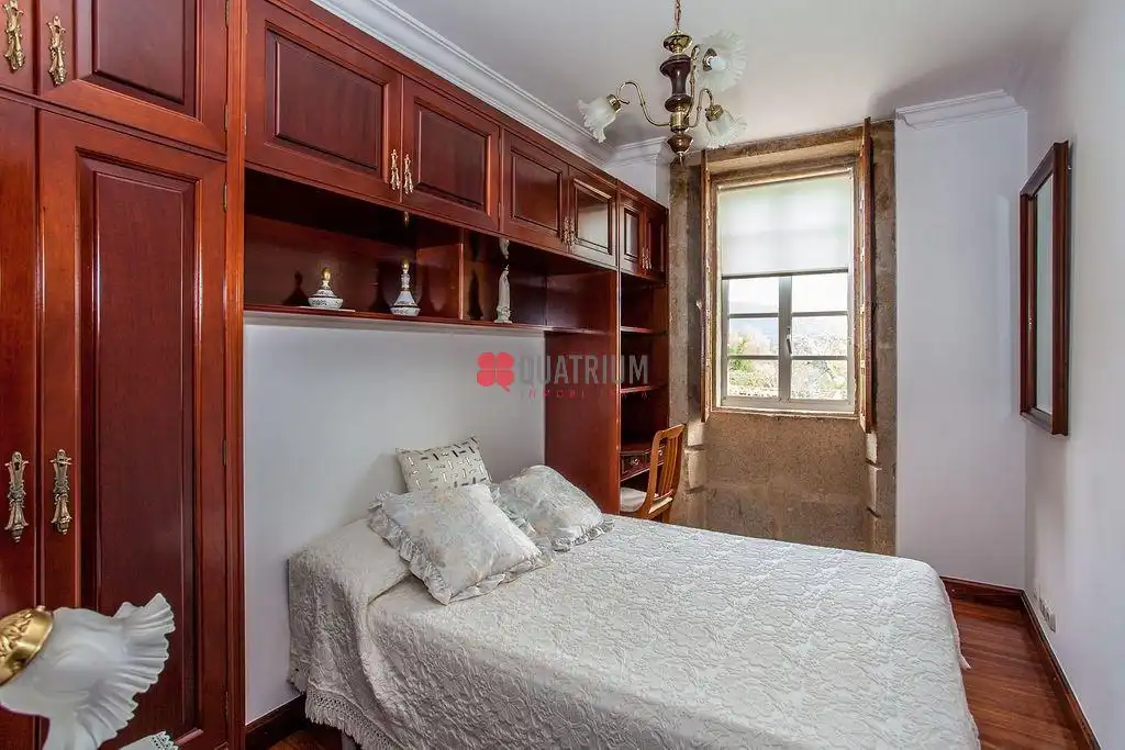 Dormitori de Casa o xalet en venda en Padrón amb Jardí privat