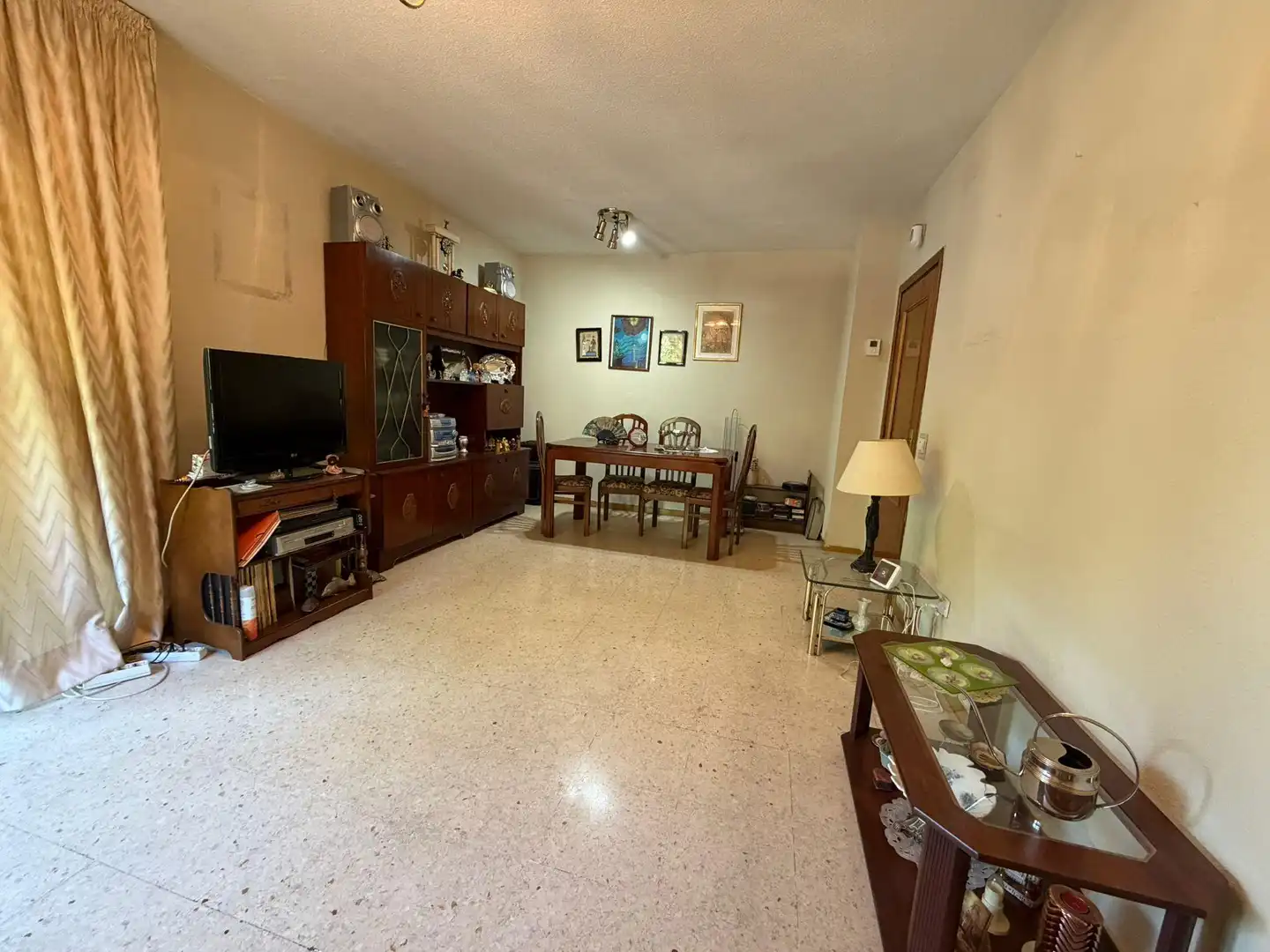 Sala de estar de Piso en venta en Madrid con Calefacción, Jardín privado y Terraza